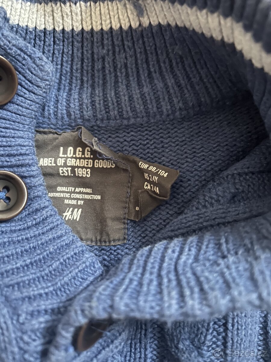 4x svetřík vel. 104 - 4