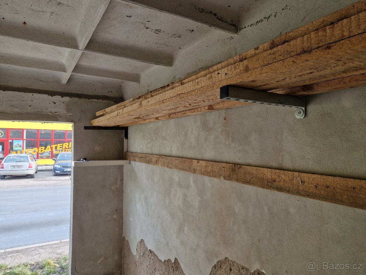 Garáž s elektřinou centru Přerova (ulice Tovární) - 4