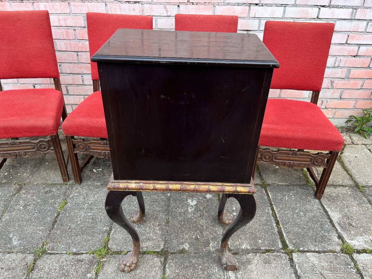 Starožitný nábytek - 4