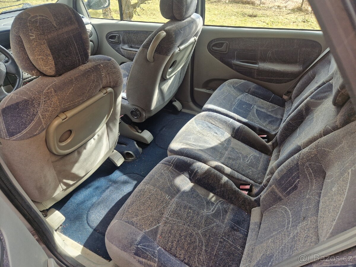 Renault Megane scenic 1.6 16V - 4