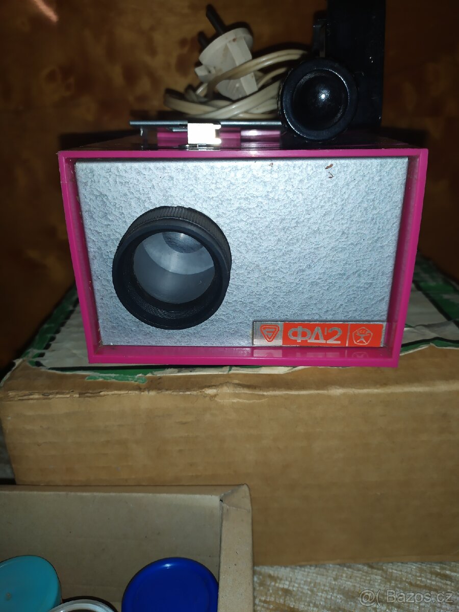 Retro sada promítání - 4