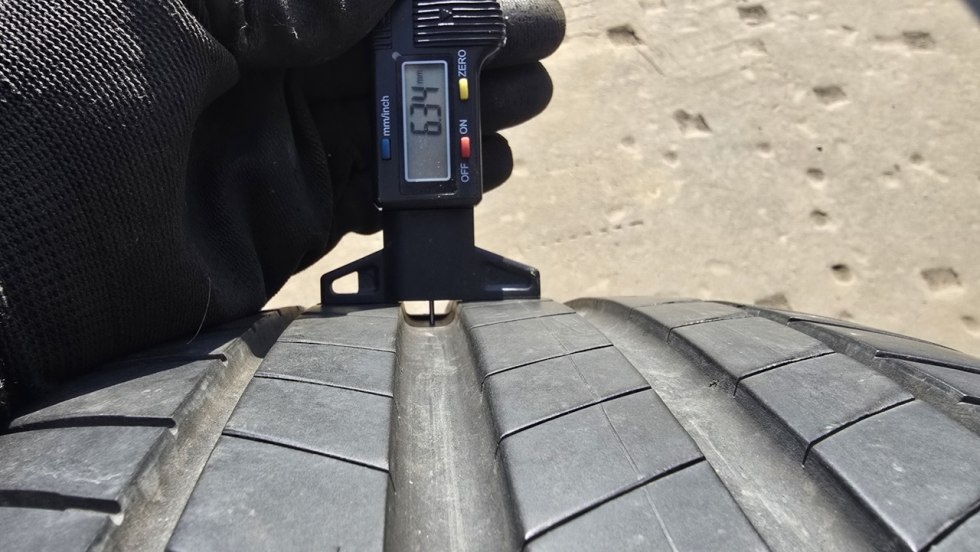 Letní pneu 245/45/18 Bridgestone - 4