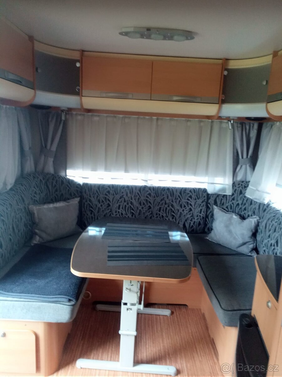 Prodám Adria ADORA karavan Rok výroby: 2010 Značka: ADRIA Ce - 4