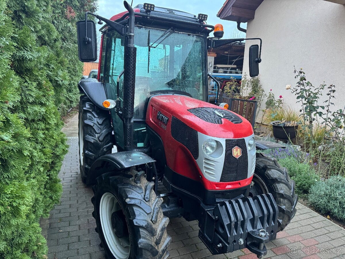 Souťežní pluh Kverneland MZ+ traktor Hattat c3065 - 4