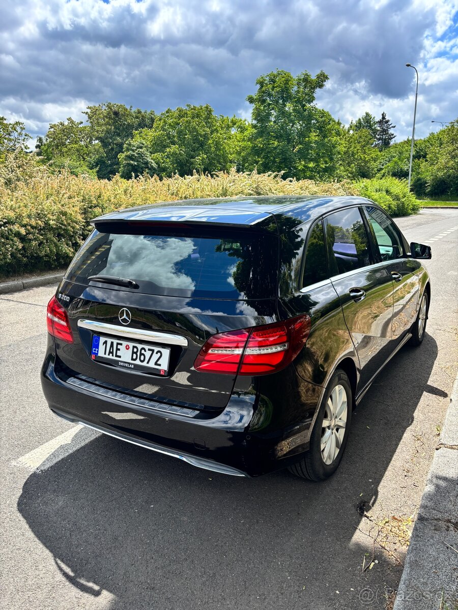 Mercedes B200 automat panorama - 4