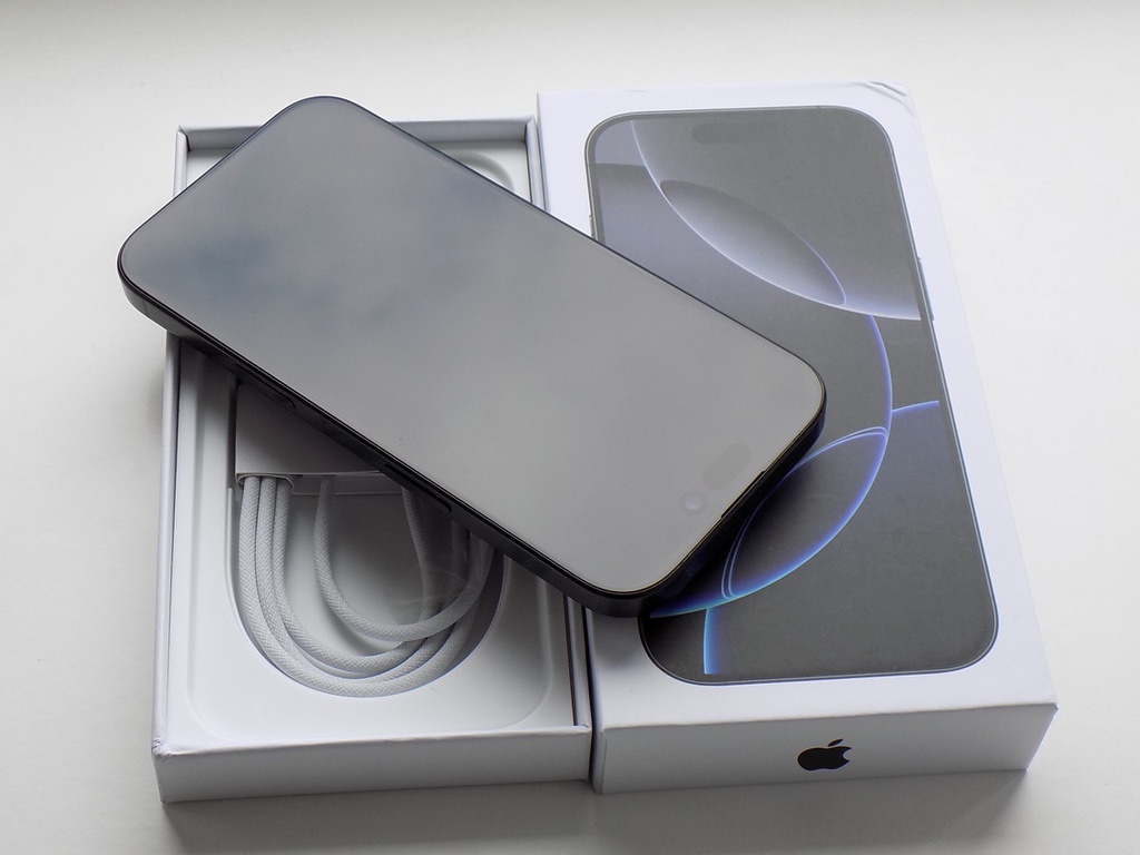  APPLE iPhone 16 Pro MAX 512GB Černý Titan - ZÁRUKA - TOP - 4