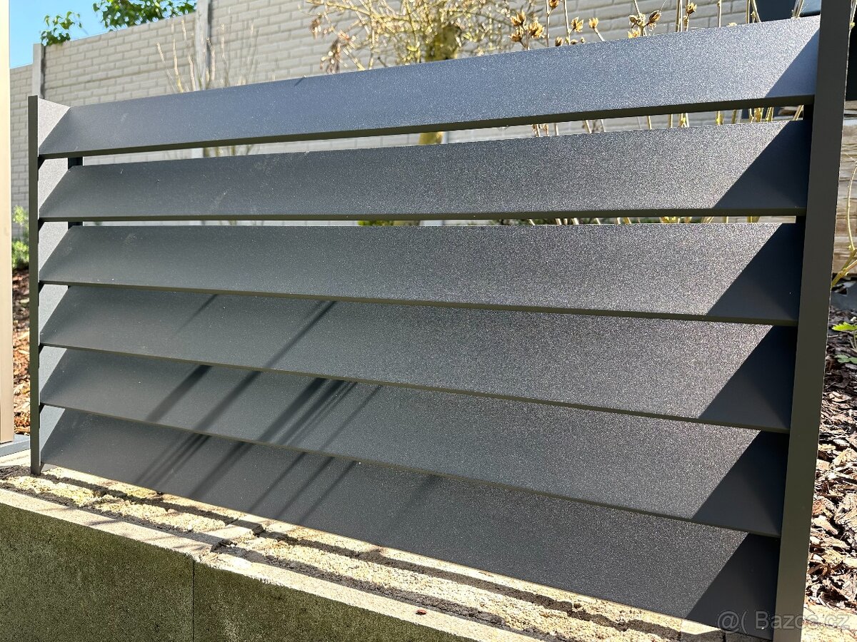 Hliníkový plot, hliníková zástěna do pergoly - 4