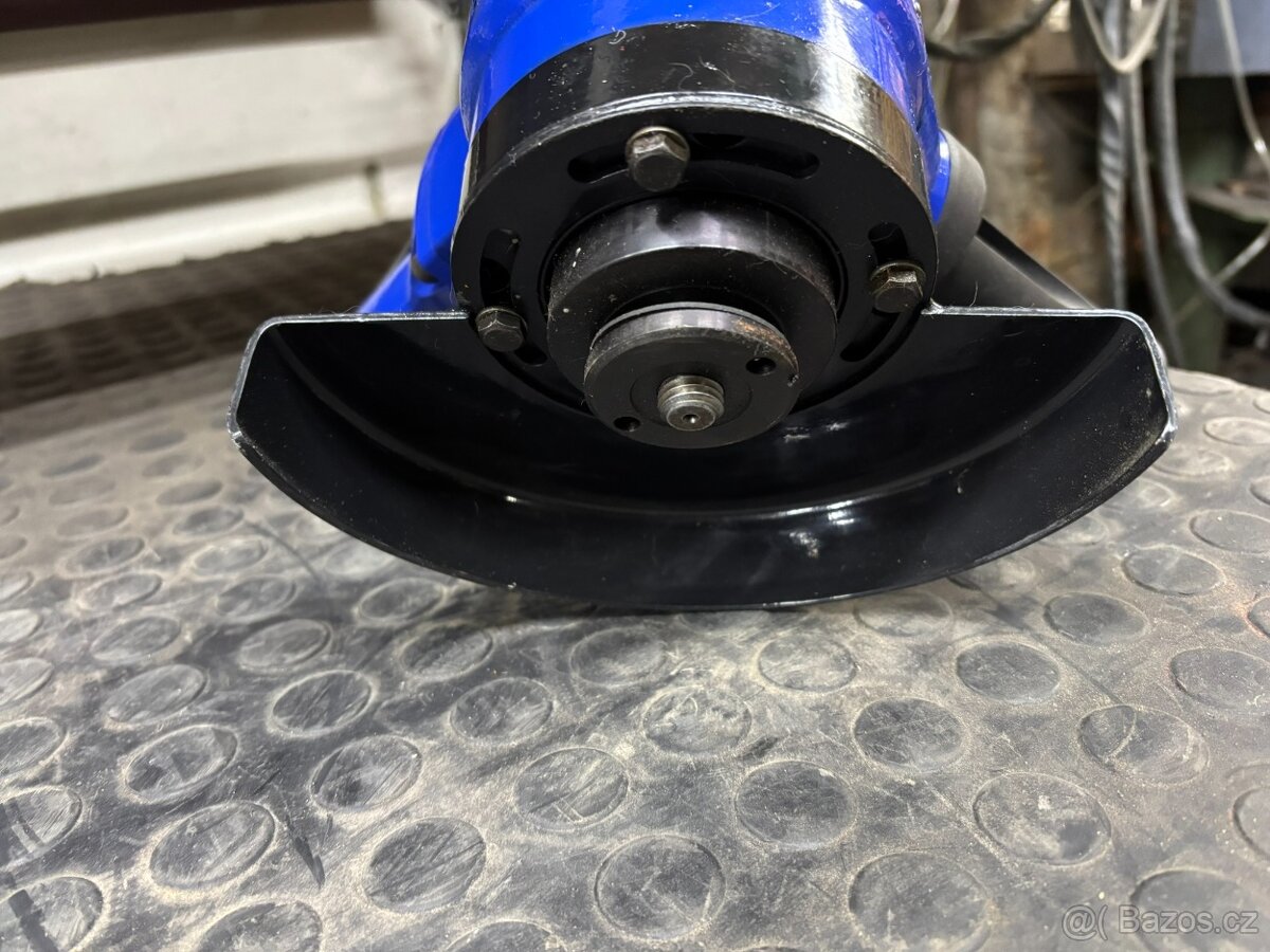 Úhlová bruska PBU 180E-80X nová puvodní cena 24000 - 4