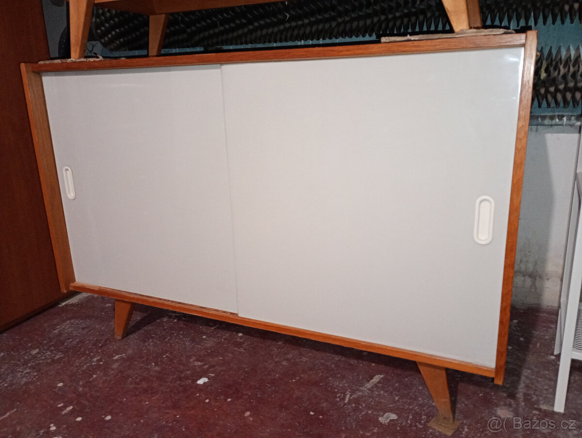 Komoda Jiroutek,šoupačka barevná,3ks - 4