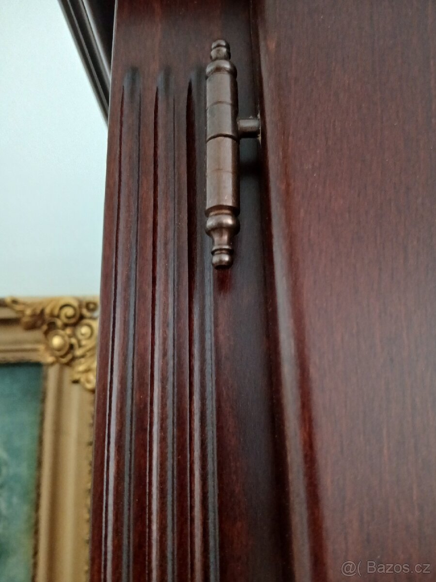 Nova rustikální vitrína prosklená - 4