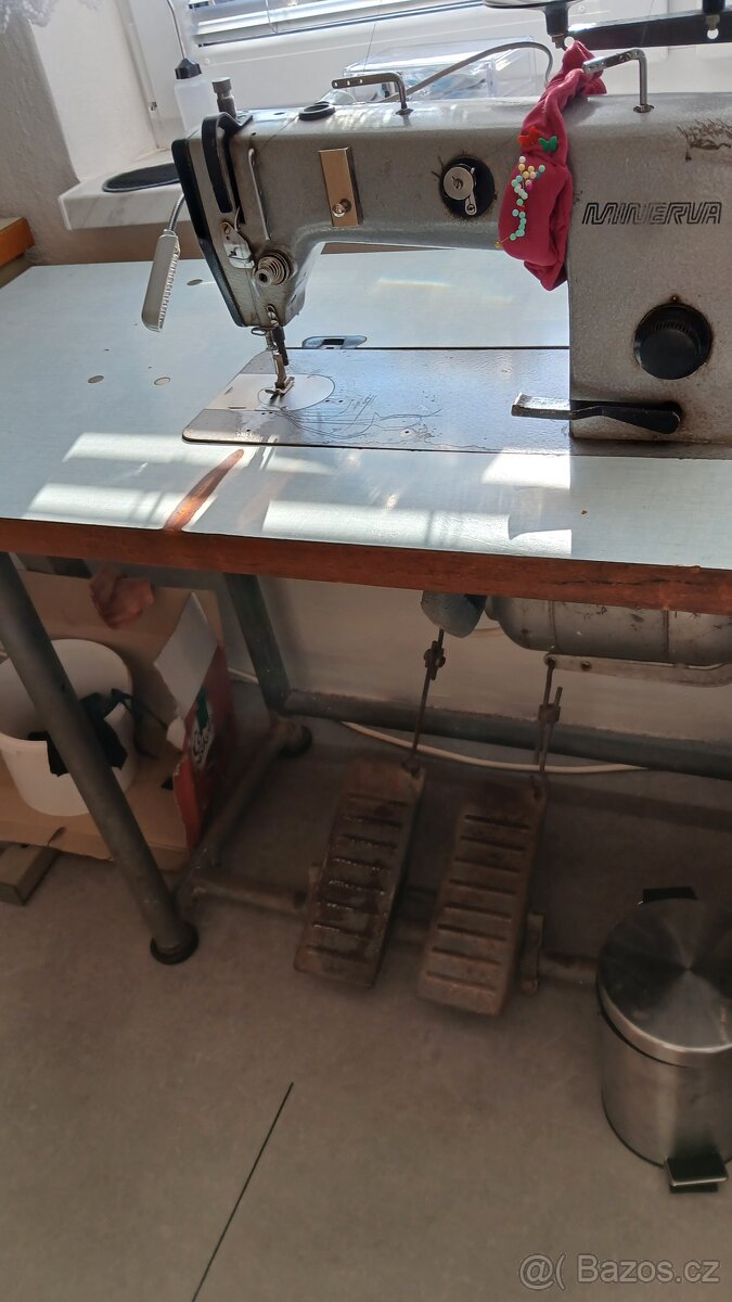 Prodám šicí stroj Minerva - 4