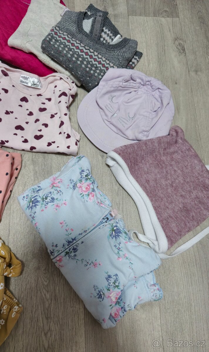 Balíček oblečení na holčičku vel. 74 - 4