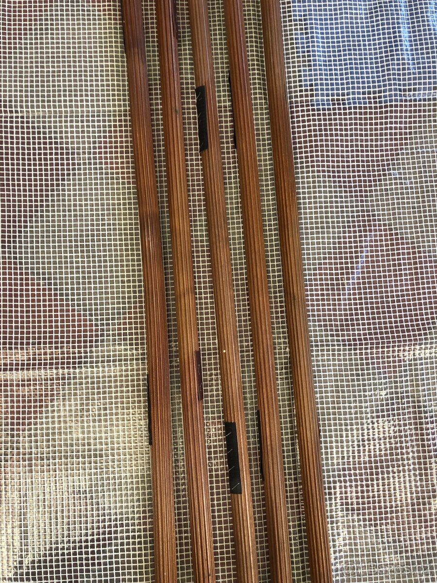 Dřevěné konzolové garnýžové tyče na závěsy záclony (NP028) - 4