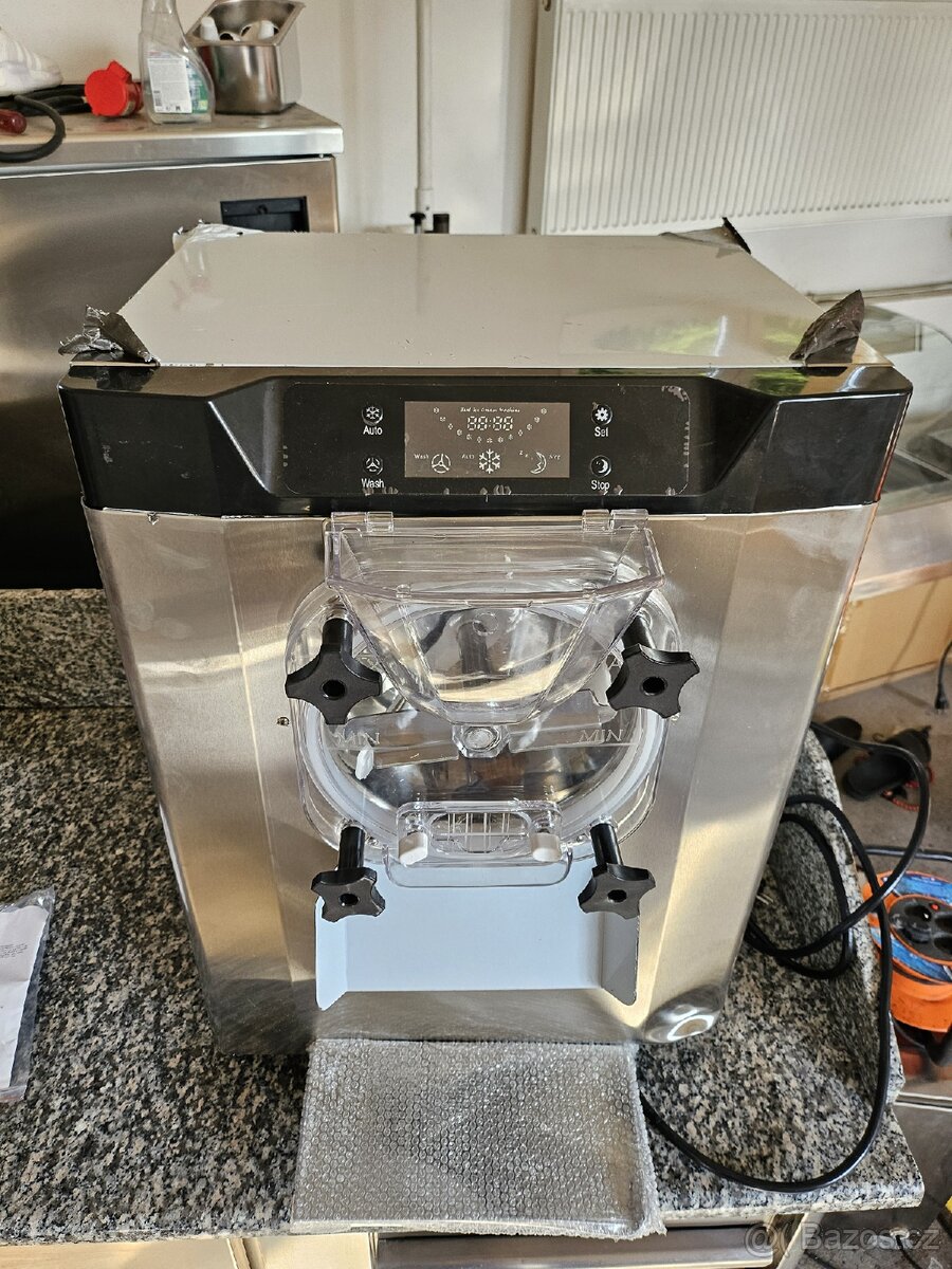 Nový výrobník zmrzliny YKF 618 - 4