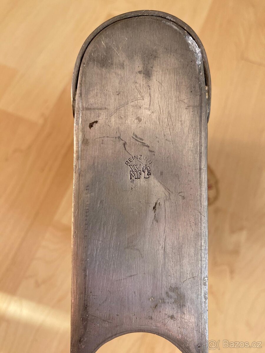 Historická cínová lahev na šnaps - 4