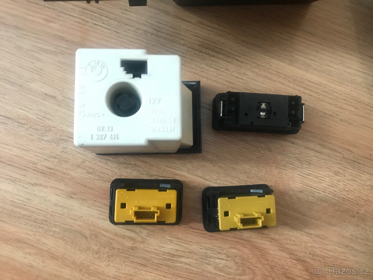 Přední prostřední uložený prostor BMW E36 - 4