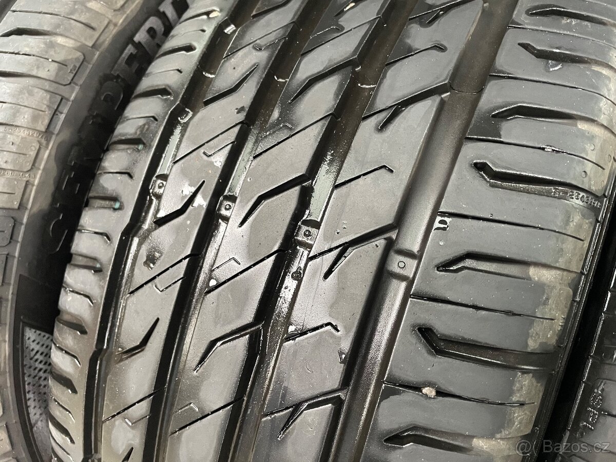 Letní pneu 245/45/18 cca 6-7 mm - 4