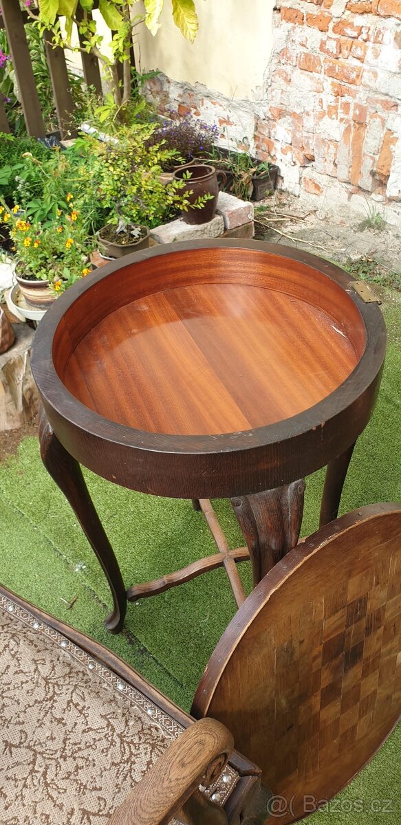 Starožitný nábytek - 4