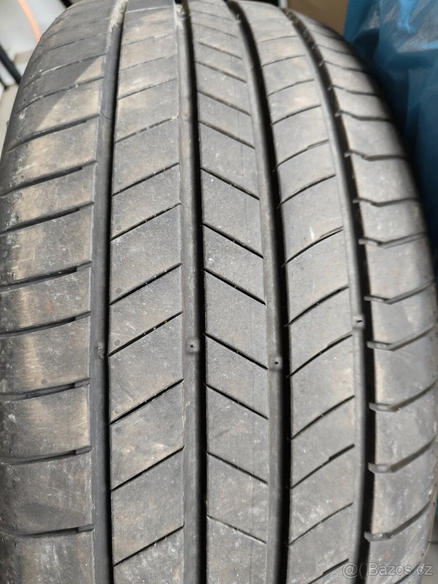 Kumho ecsta PS71 235/50 R19 103V - 4