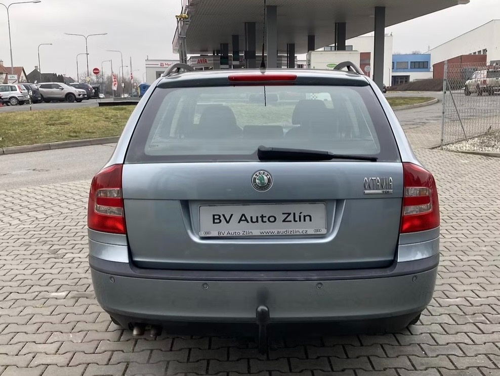 Škoda Octavia Combi 1,9 TDI, tažné, serviska - 4