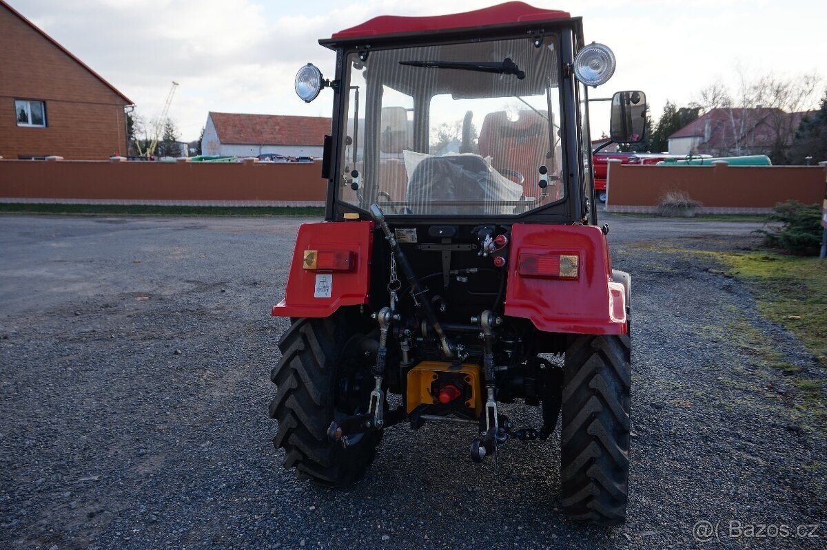 Traktor Belarus 320.4, Bělorus - 4