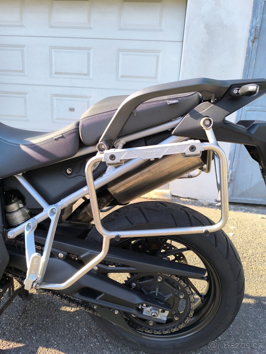 Triumph Tiger 900 GT - 4