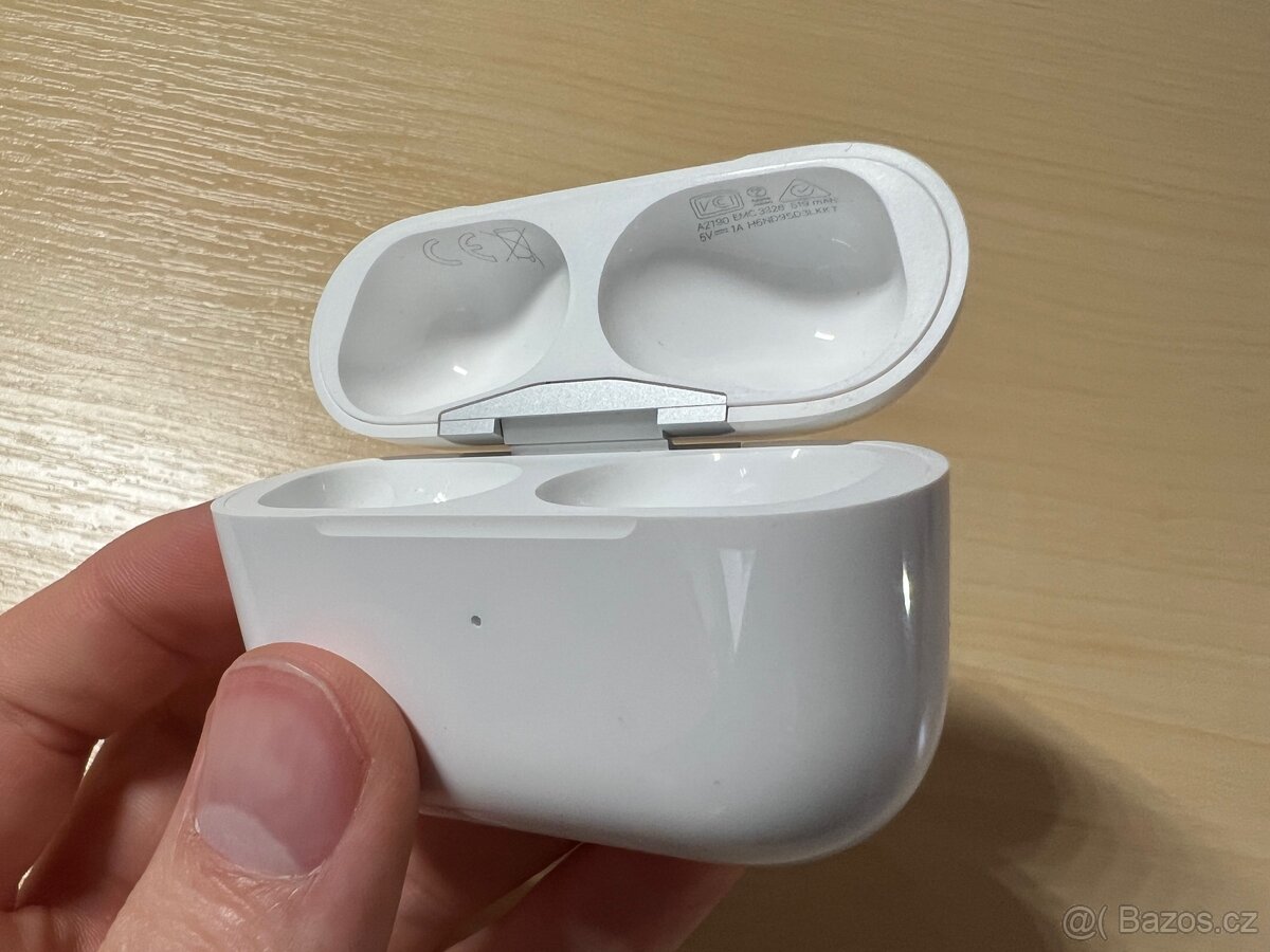 AirPods Pro - 4