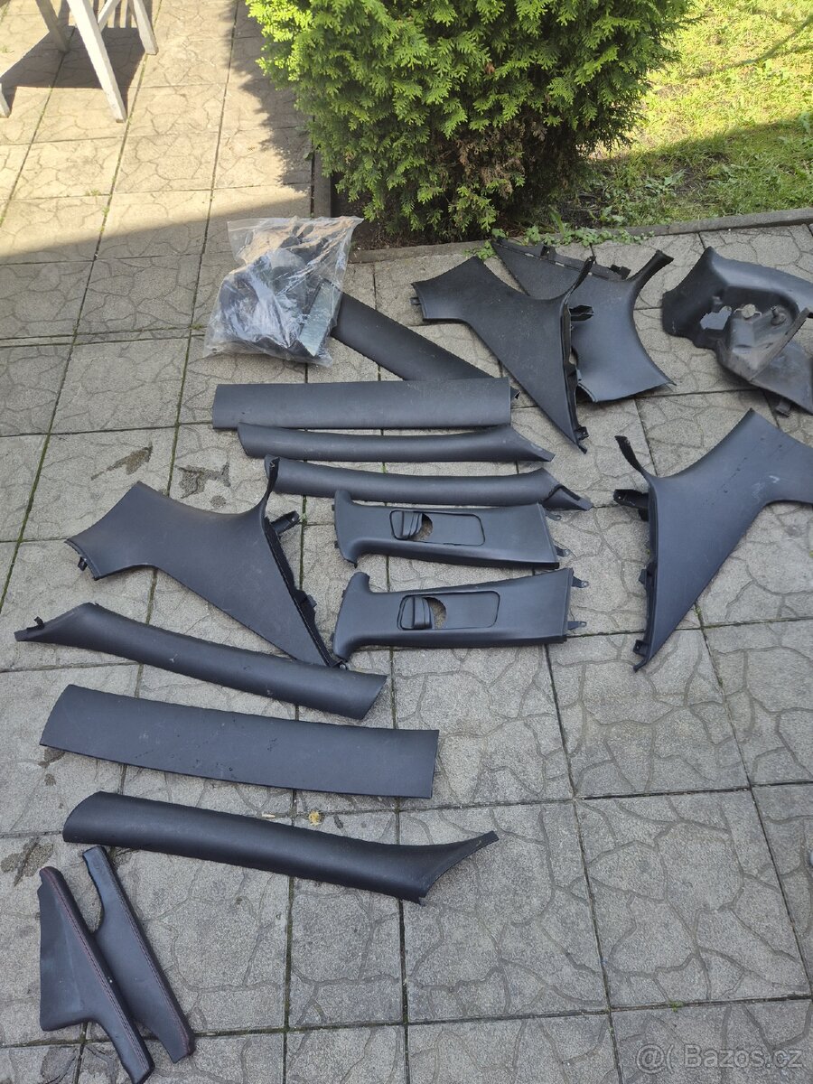 Seat Leon 1M Černý Strop - Sloupky - 4
