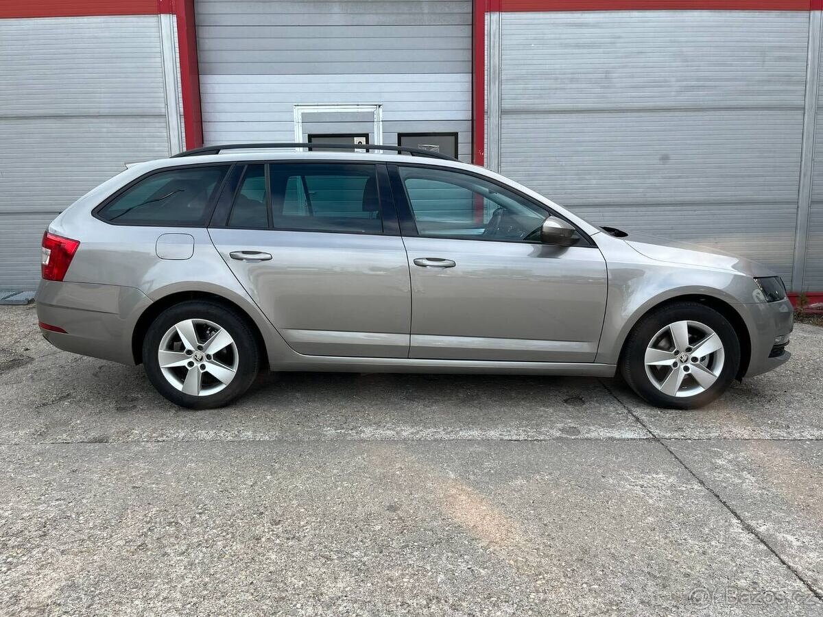 Škoda Octavia 3 1.6 TDI - 4