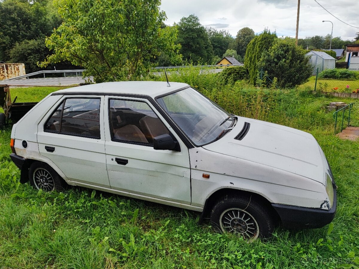 Favorit - pojízdný - 4