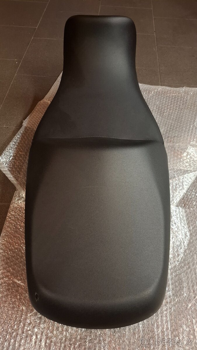 Kawasaki Versys 1000 2017 sedadlo - 4