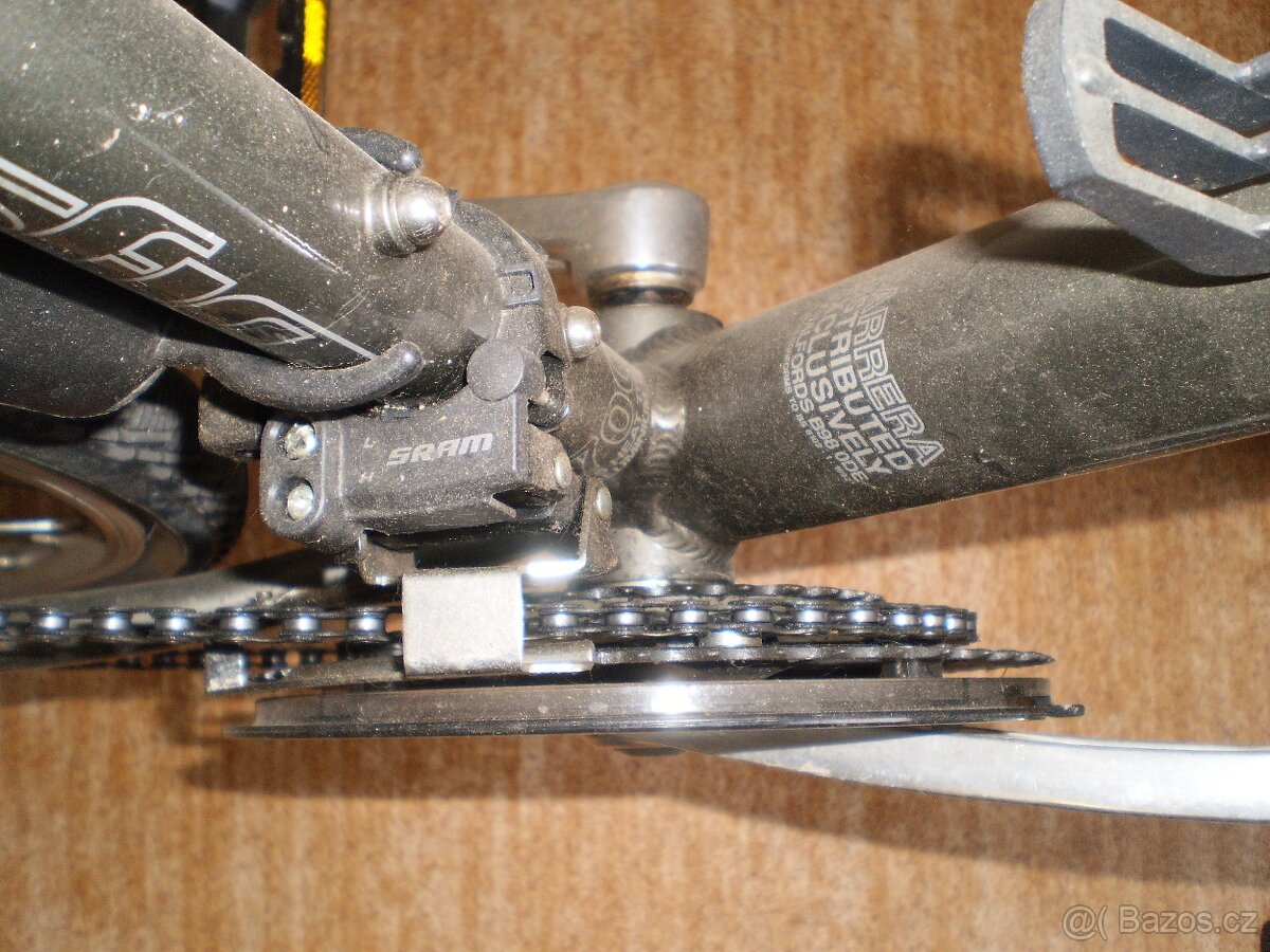 Silniční dámské kolo CARRERA - 4