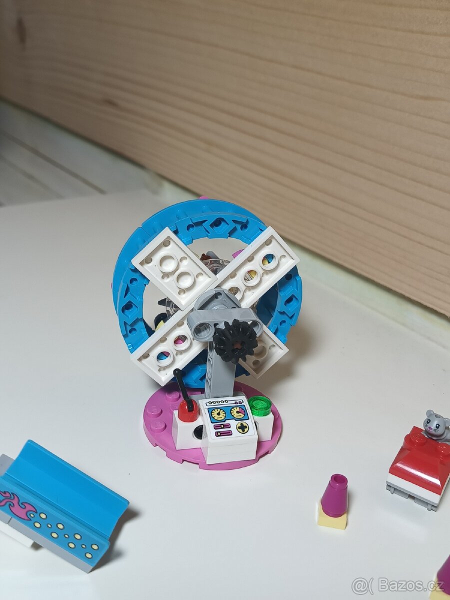 Lego friends Hřiště pro Oliviiny křečky - 4