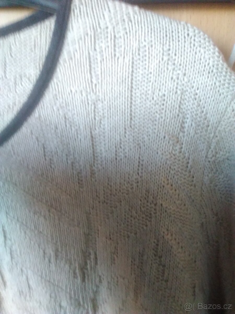 Krásný oděvní originál z Ateliéru Donát svetr - 4