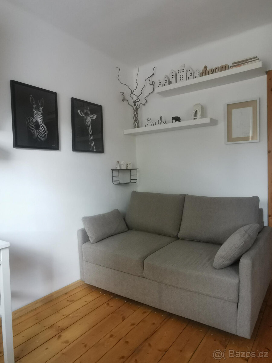 Rozkládací gauč - 4