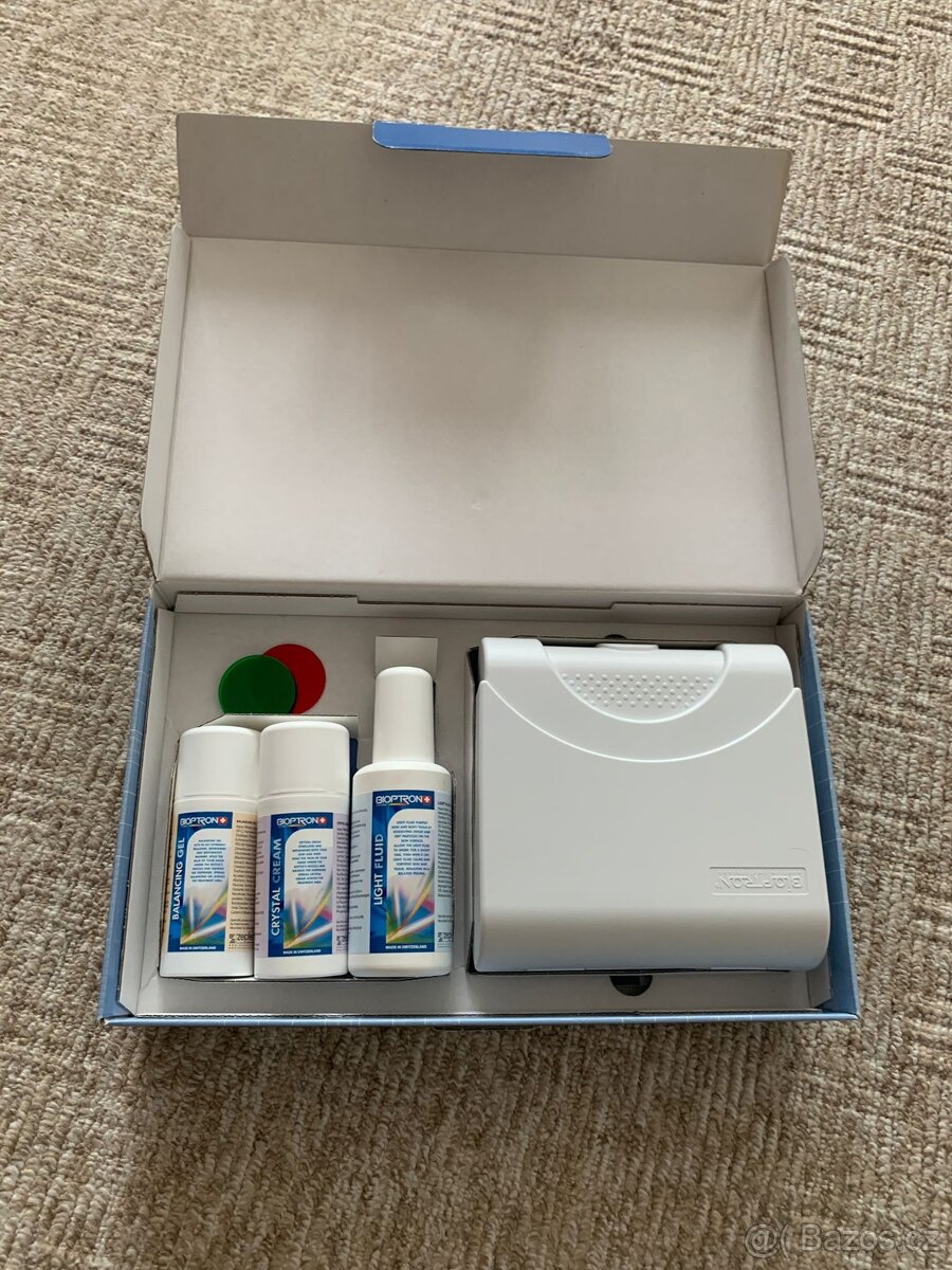 BIOPTRON Compact III - léčebná lampa (SLEVA) - 4