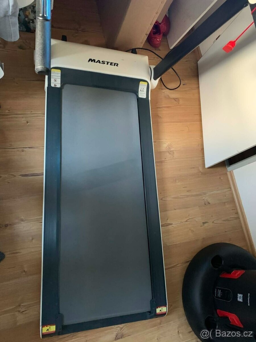 Běžecký pás MASTER F-12 - 4