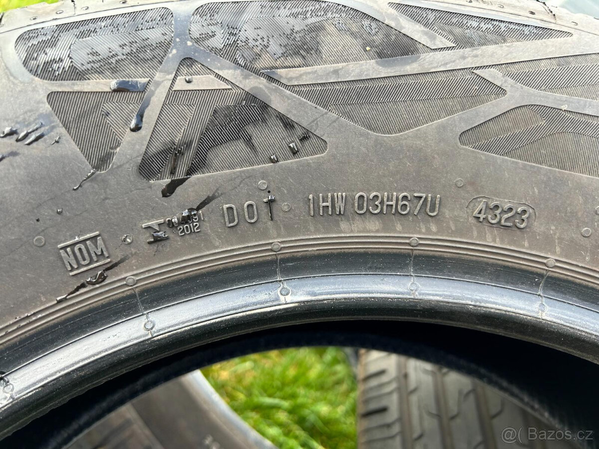 LETNÍ PNEU CONTINETAL 215/65/R17 - 7mm - 4