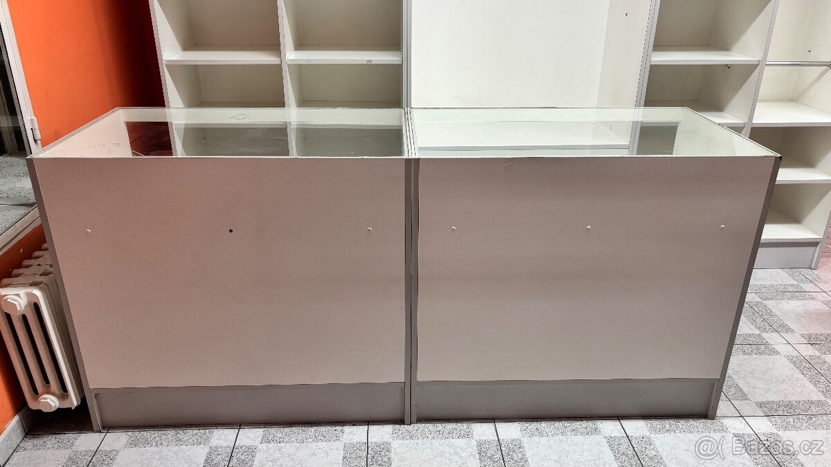 Skříně a pulty - 4