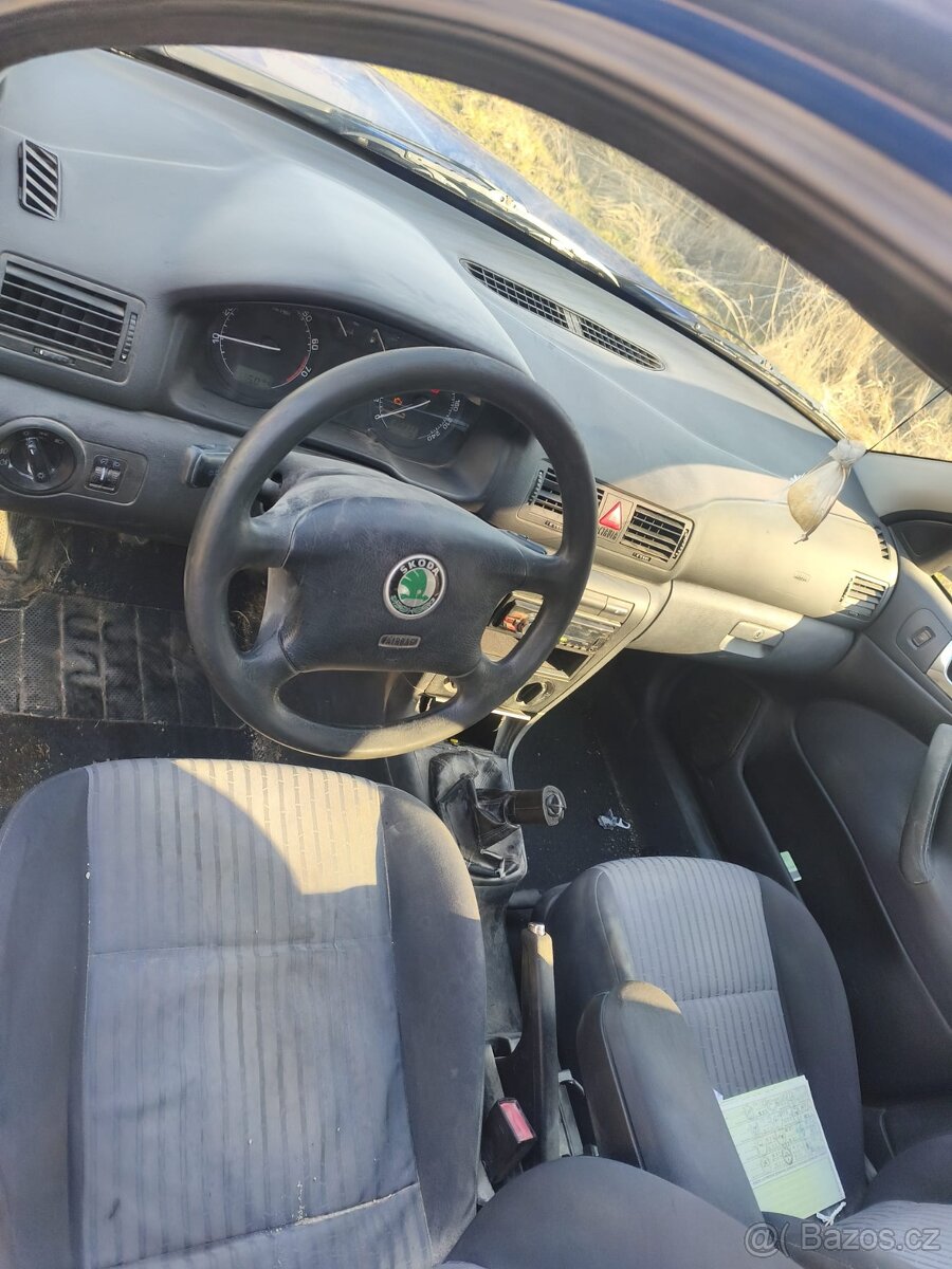 Škoda Octavia 1.6i - 4