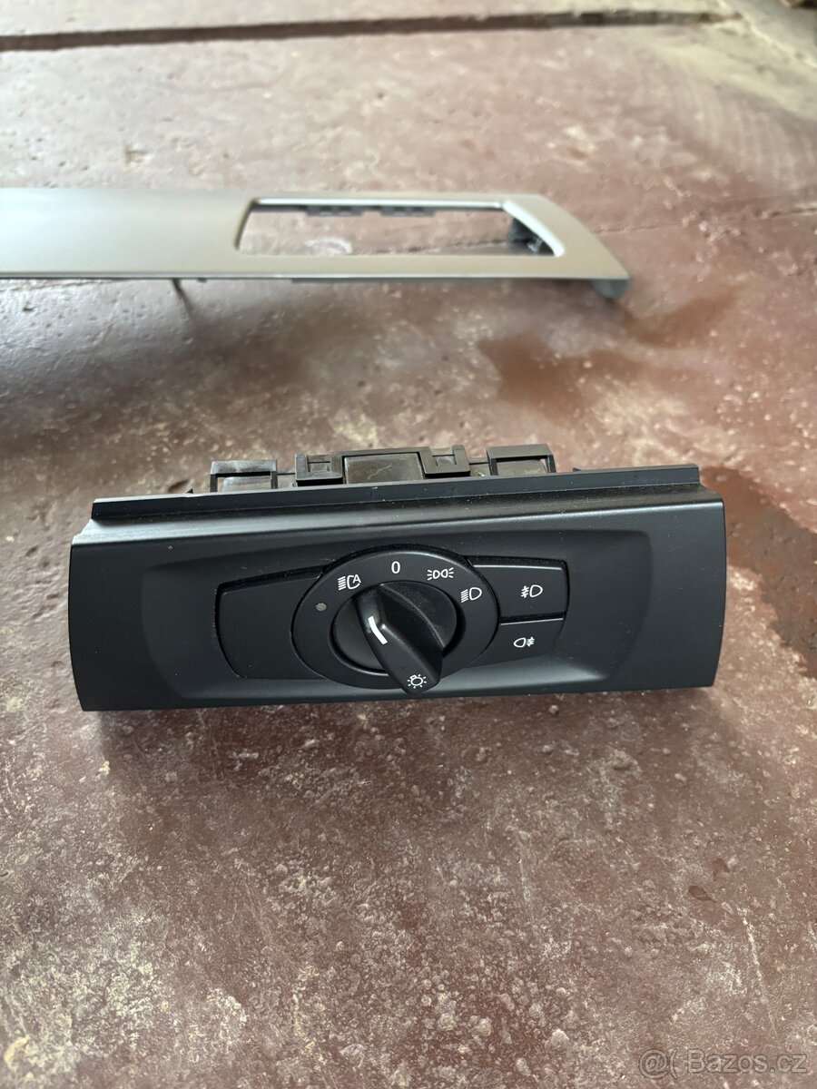 díly interiéru bmw e90 - 4