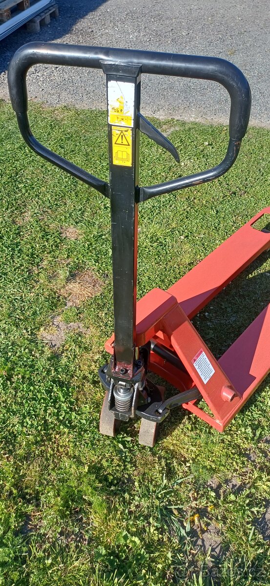 Paleťák 2500kg - 4