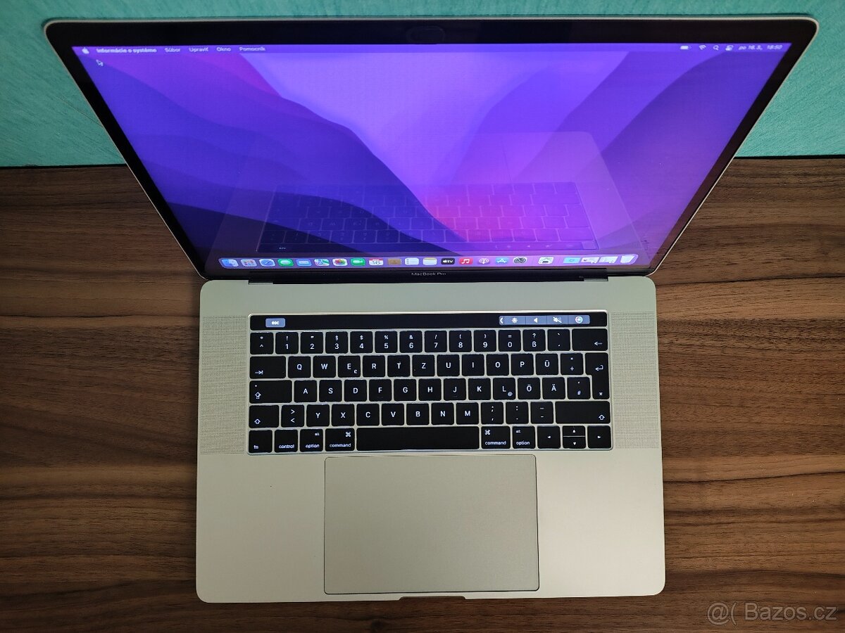 MacBook Pro 15 2016 | i7 • 16GB • 256GB - 4