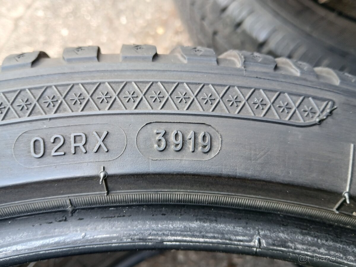 zimní pneu 235/40/18 - 4