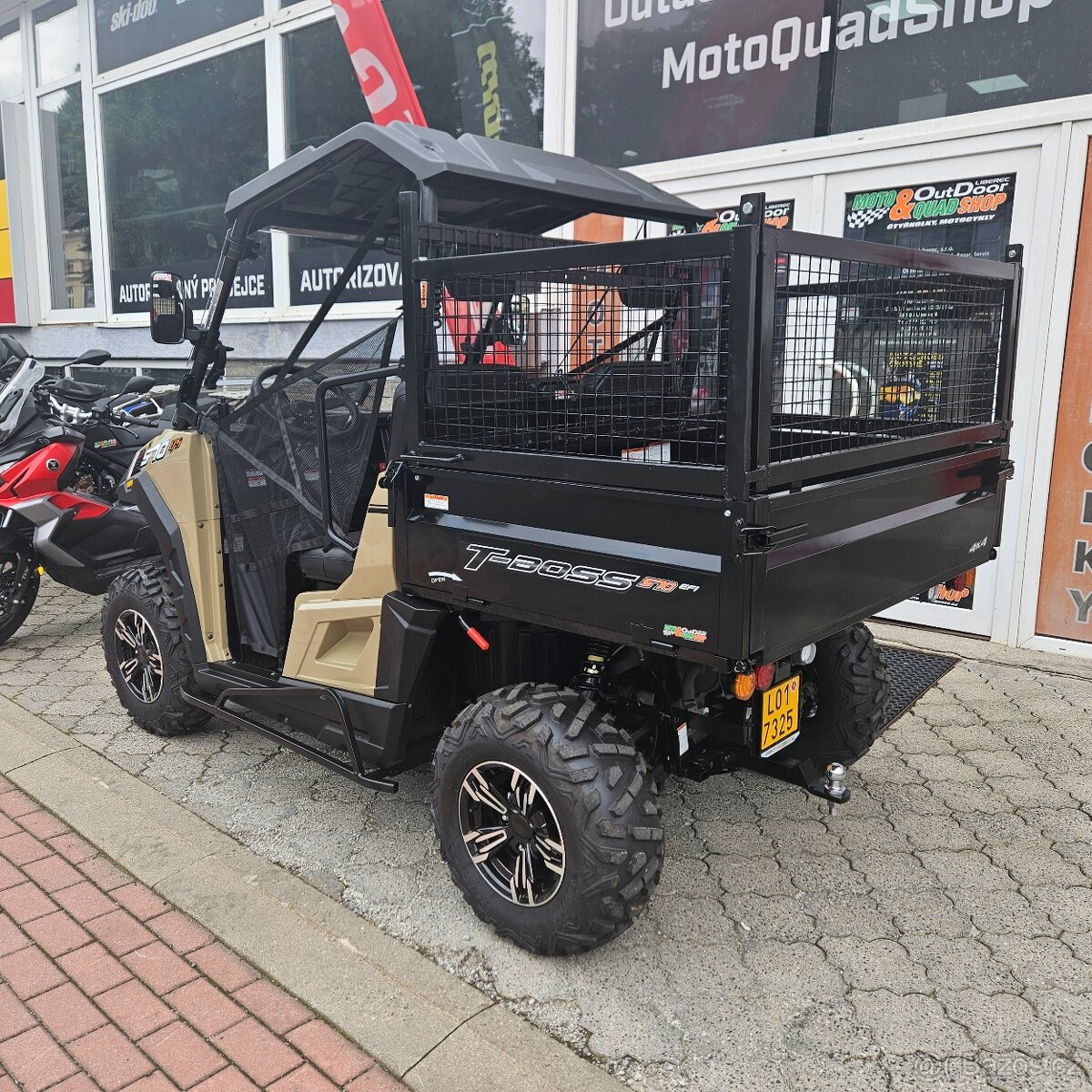 Linhai UTV 570 T-BOSS, ČR, 1. majitel, pouze 17 km, záruka