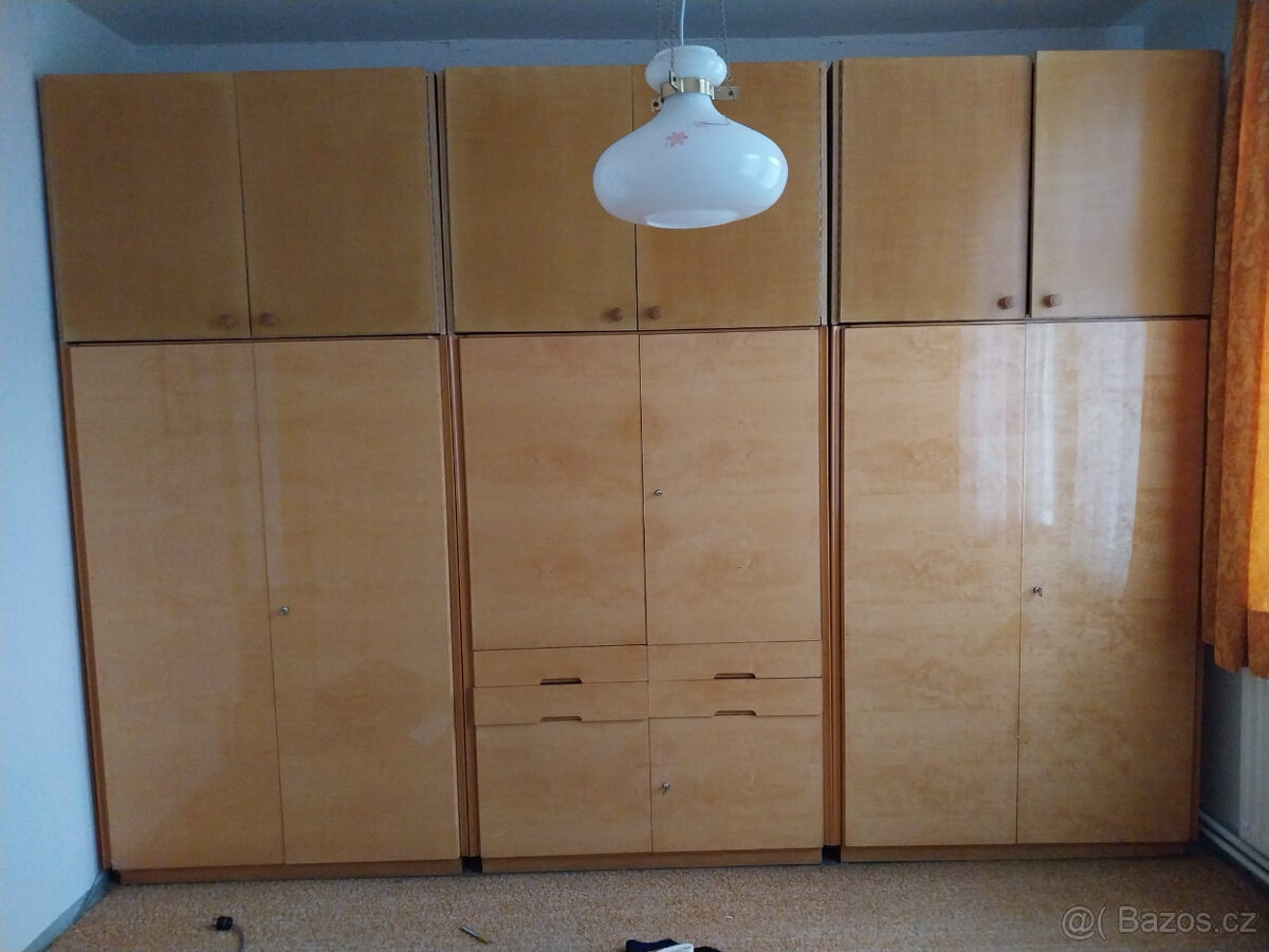 obývací stěna -skříň - 4