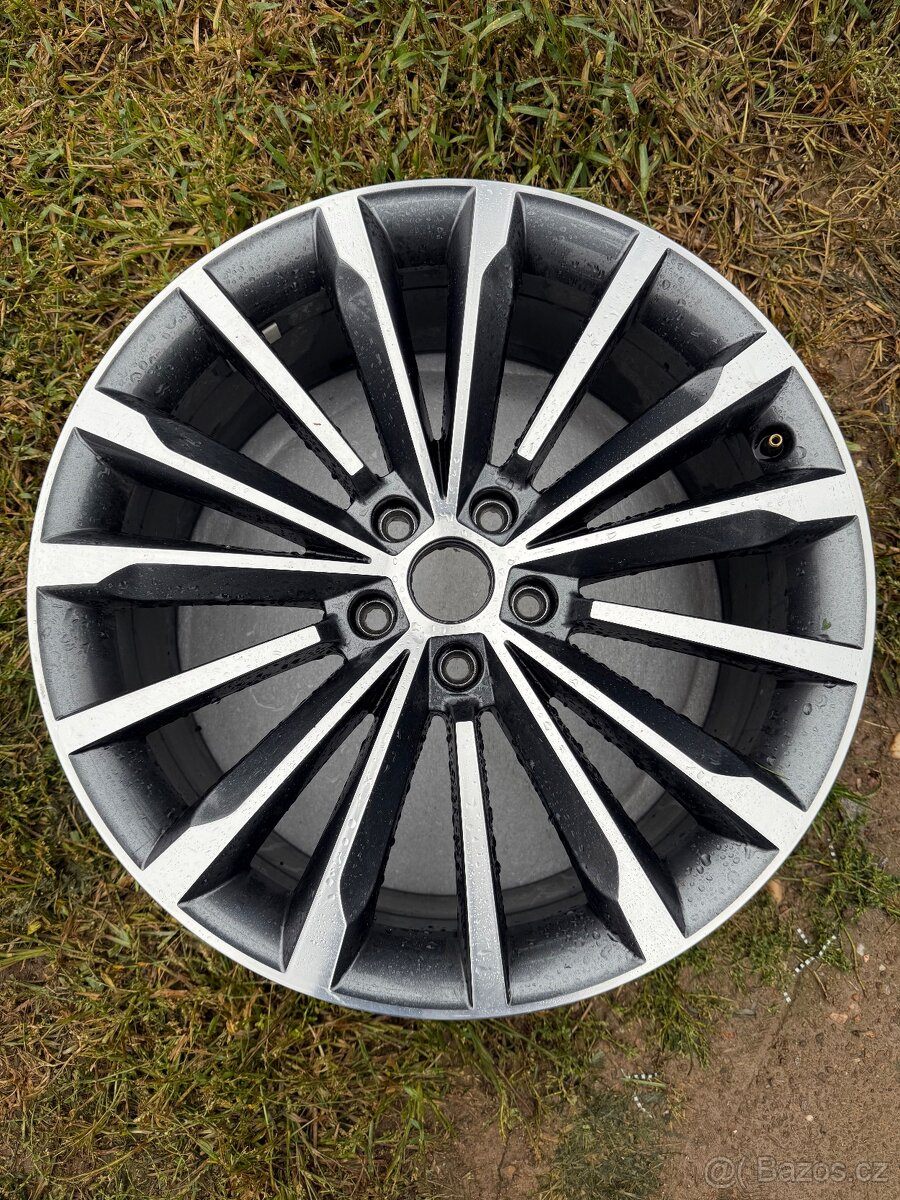 Hlinikove disky superb 3 trinity r19 et44 - 4