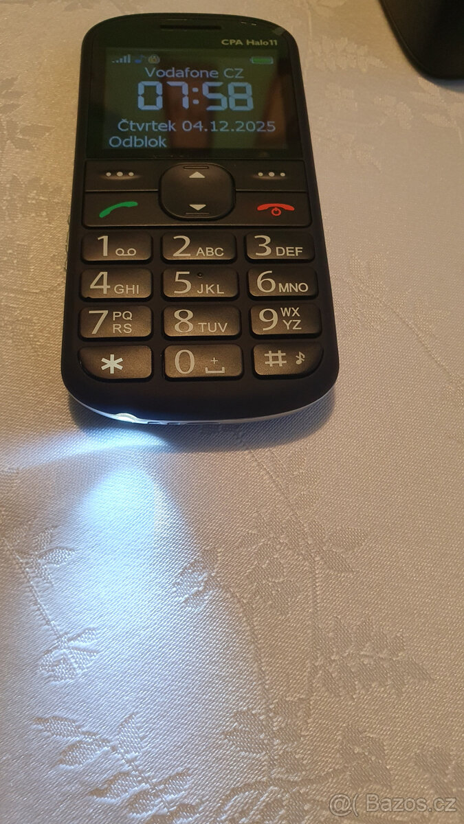 Telefon pro seniory CPA Halo 11 černý - 4