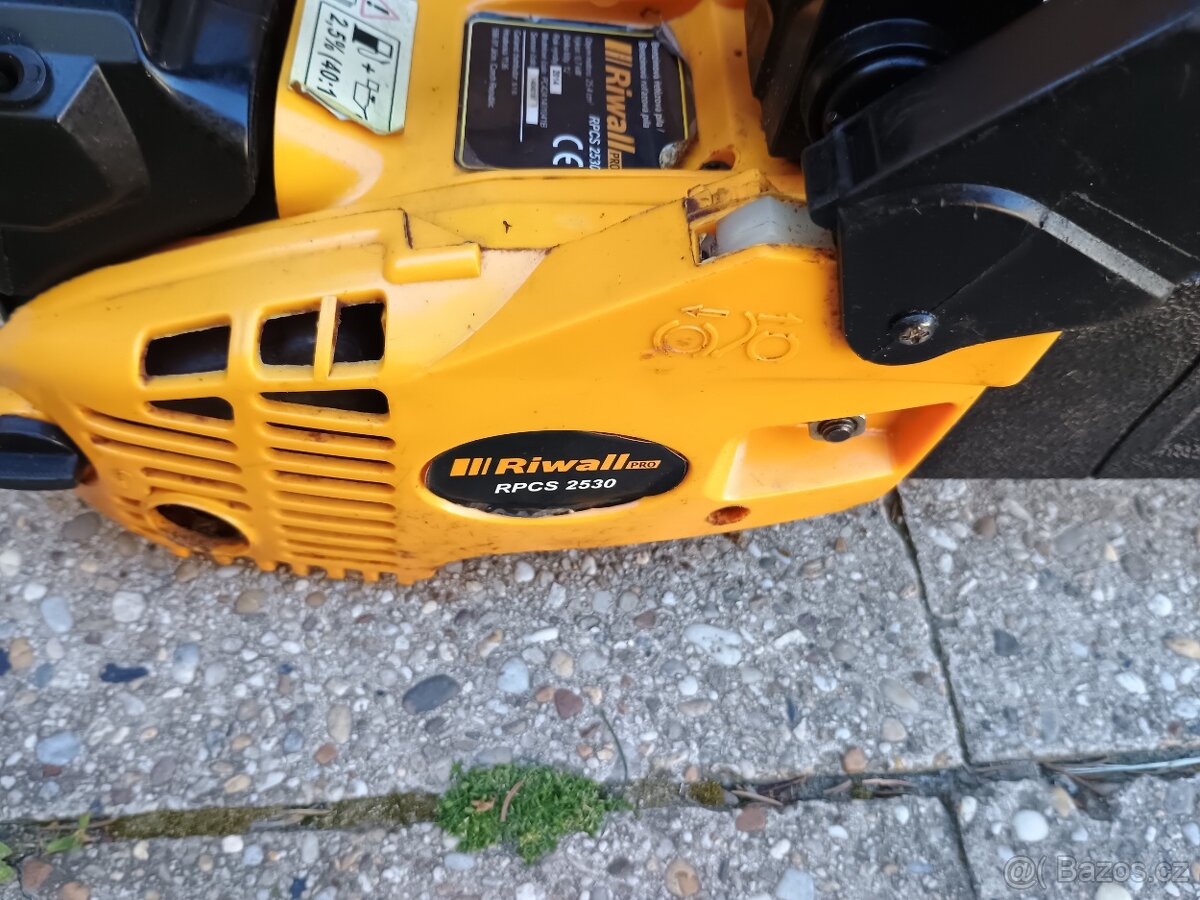 Jednoruční pila Riwall - 4