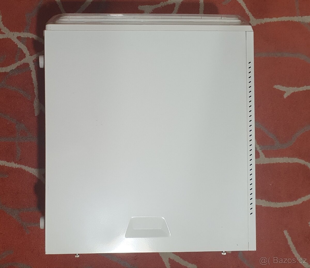 Prodám šestijádrový počítač s AMD FX-6300 - 4